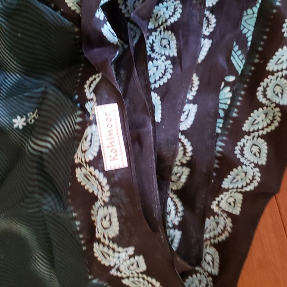 Sari or Saree by Kohinoor - Picture 2 of 6